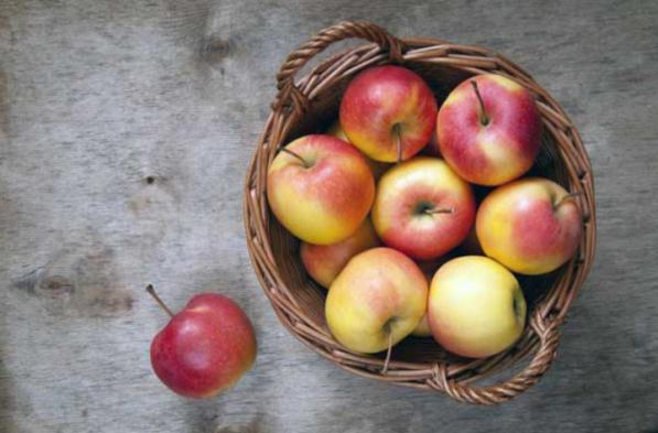 بازار فروش سیب گلاب کیلویی باکیفیت